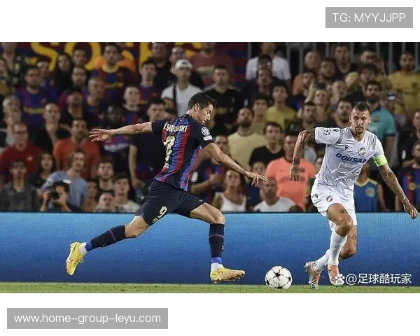 亚马尔低平球横扫门前